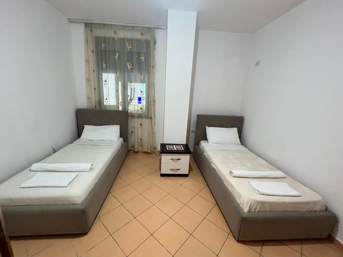 Leonard Apartment Tiran Dış mekan fotoğraf
